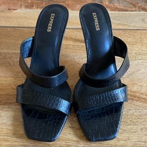 Excellent condition black heels 👠 🖤